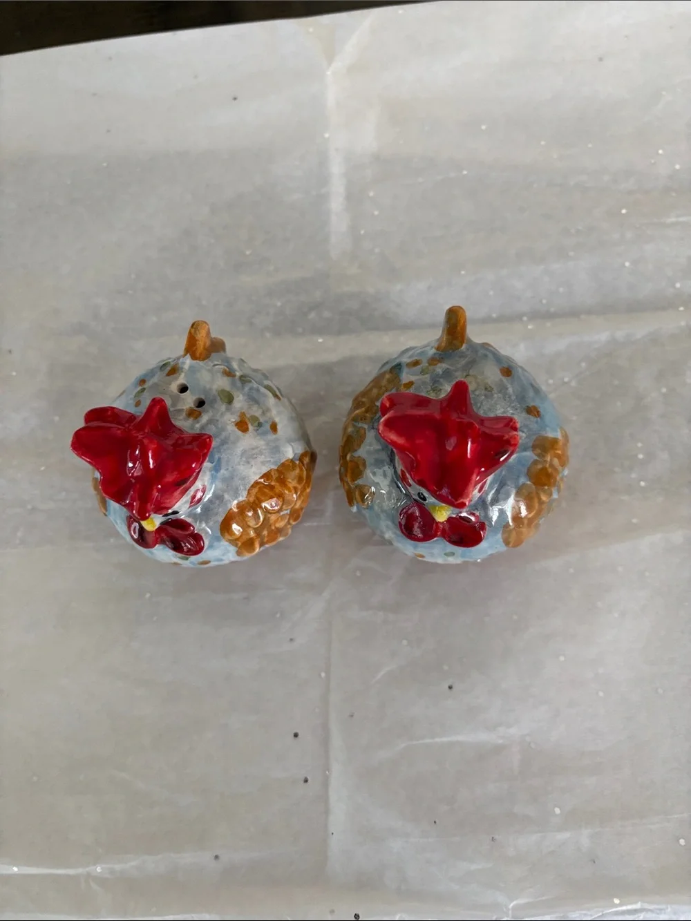 Vintage Chicks salt and Pepper Shakers